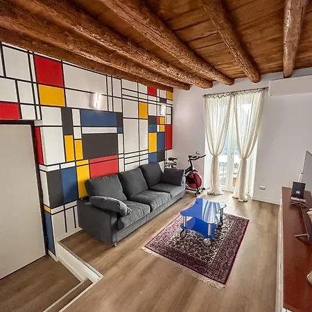 & Charme In Un Palazzo Storico Di ברגמו